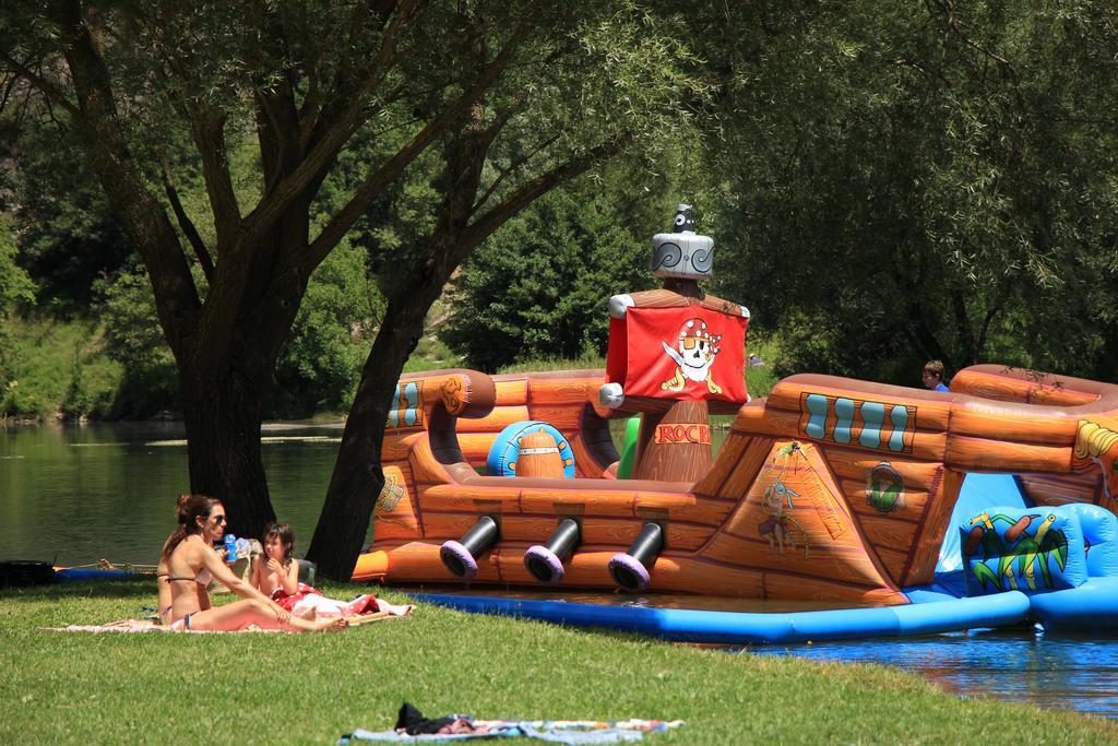 Bungalows Nou Camping La Guingueta D'Aneu Zewnętrze zdjęcie