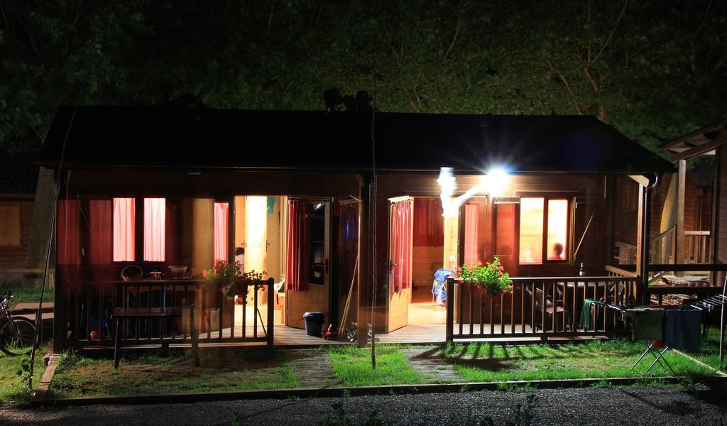 Bungalows Nou Camping La Guingueta D'Aneu Zewnętrze zdjęcie