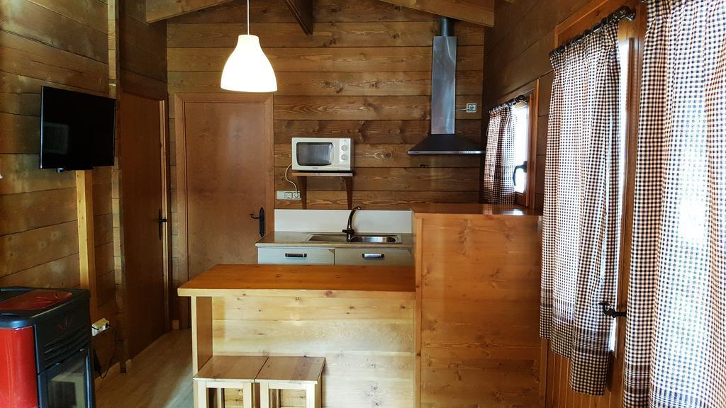 Bungalows Nou Camping La Guingueta D'Aneu Zewnętrze zdjęcie